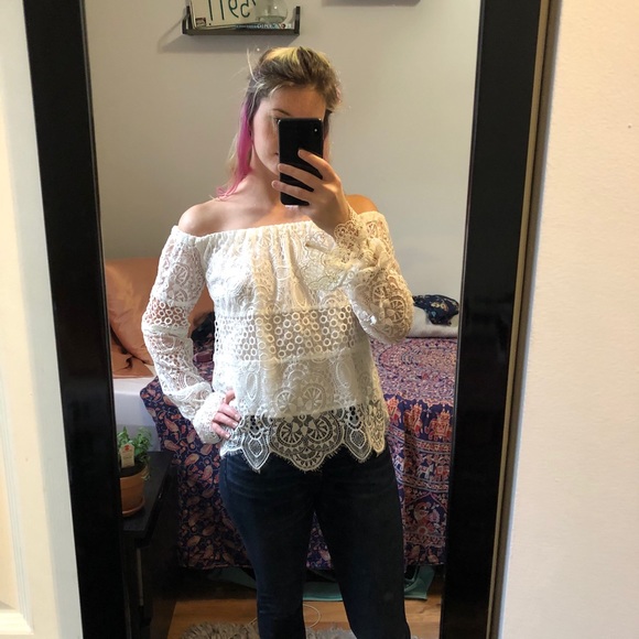 White off the shoulder lace top - Picture 1 of 5